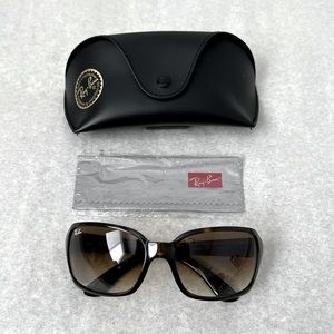 Ray-Ban Sunglasses RB4068